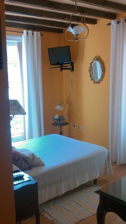 La Montanesuca Hotel Comillas Værelse billede